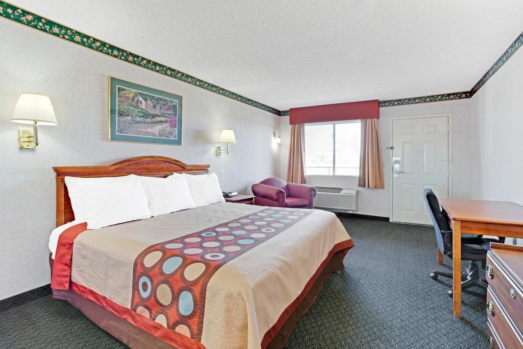Hotel Super 8 By Wyndham Tucson Downtown Convention Center Extérieur photo